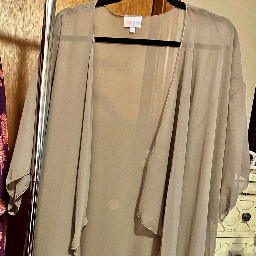 LuLaRoe Monroe - perfect condition - size large - sheer tan with black fringe